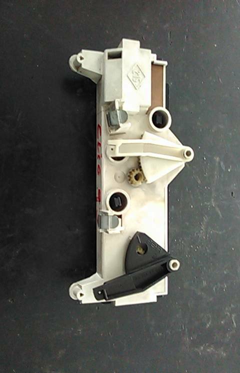 Comando Chaufagem RENAULT CLIO I (B/C57_, 5/357_) | 90 - 98 Imagem-1 Comando Chaufagem RENAULT CLIO I (B/C57_, 5/357_) | 90 - 98 Imagem-1