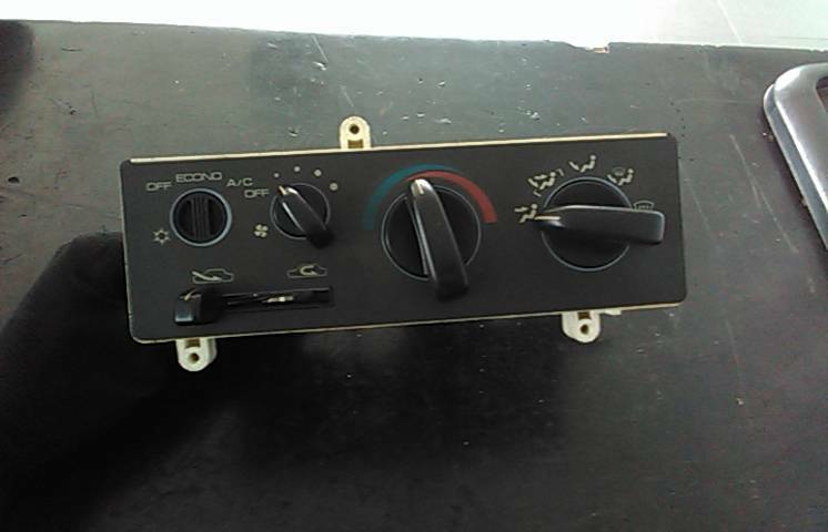 Comando Chaufagem MITSUBISHI LANCER IV Hatchback (C6_A, C7_A) | 88 - 94