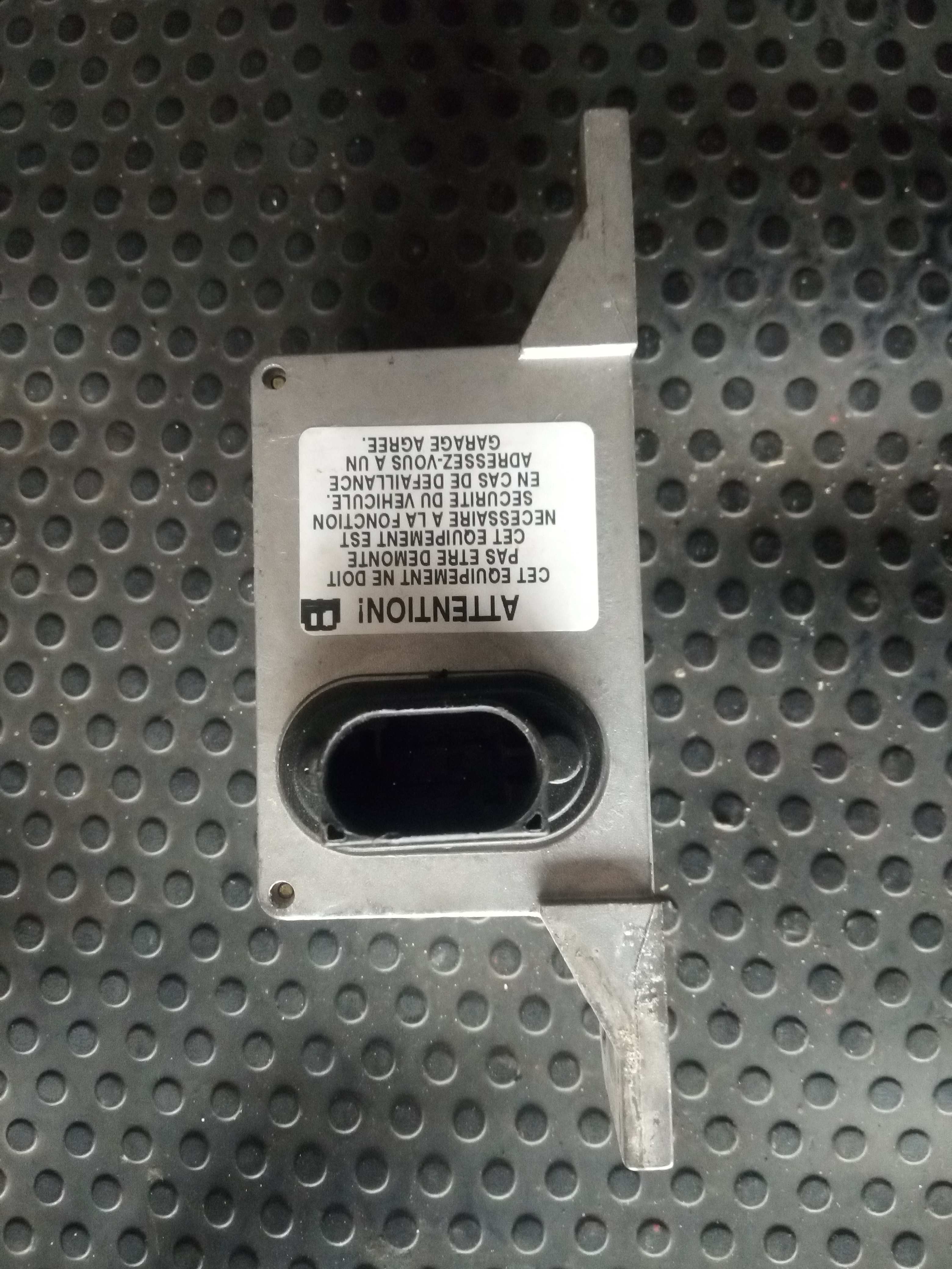 Sensor / Modulo ESP RENAULT LAGUNA II (BG0/1_) | 01 - 07 Imagem-2 Sensor / Modulo ESP RENAULT LAGUNA II (BG0/1_) | 01 - 07 Imagem-2