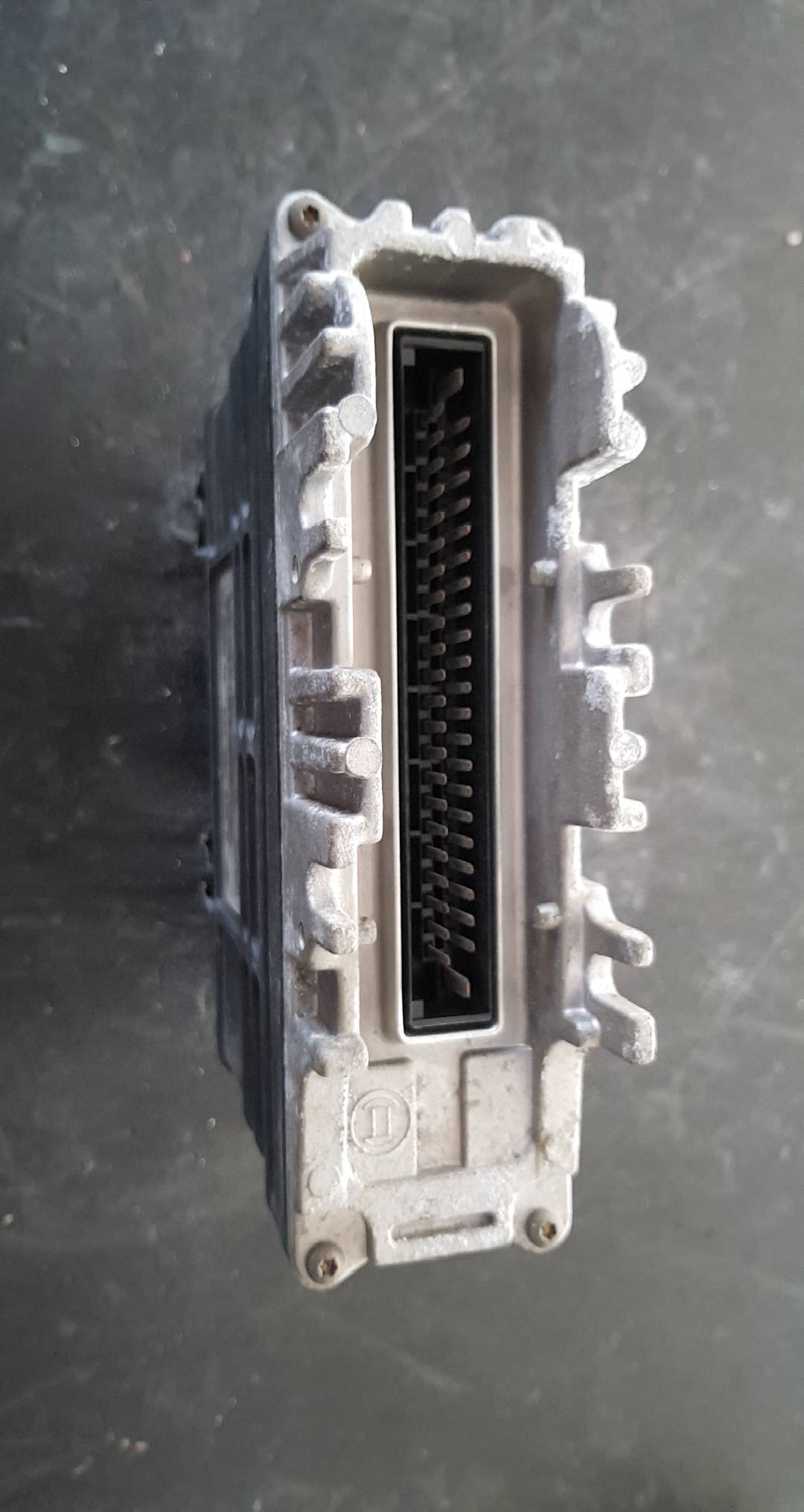 Centralina / Modulo Motor VOLKSWAGEN GOLF III (1H1) | 91 - 98 Imagem-2 Centralina / Modulo Motor VOLKSWAGEN GOLF III (1H1) | 91 - 98 Imagem-2