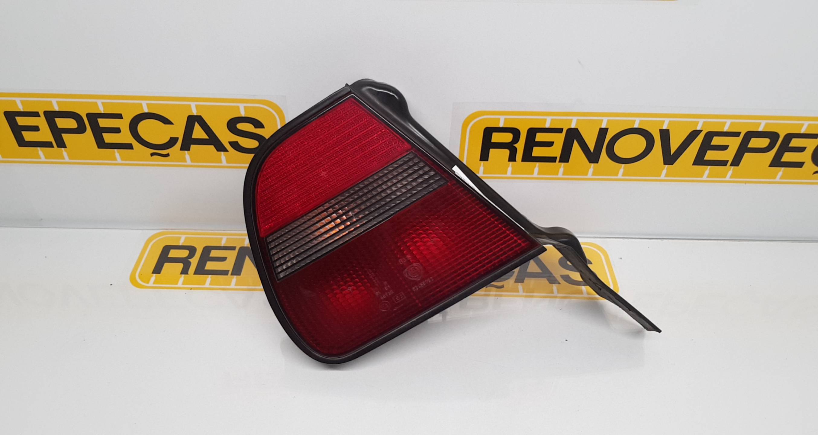 Farolim Esq LANCIA DELTA II (836_) | 93 - 99 Imagem-1 Farolim Esq LANCIA DELTA II (836_) | 93 - 99 Imagem-1