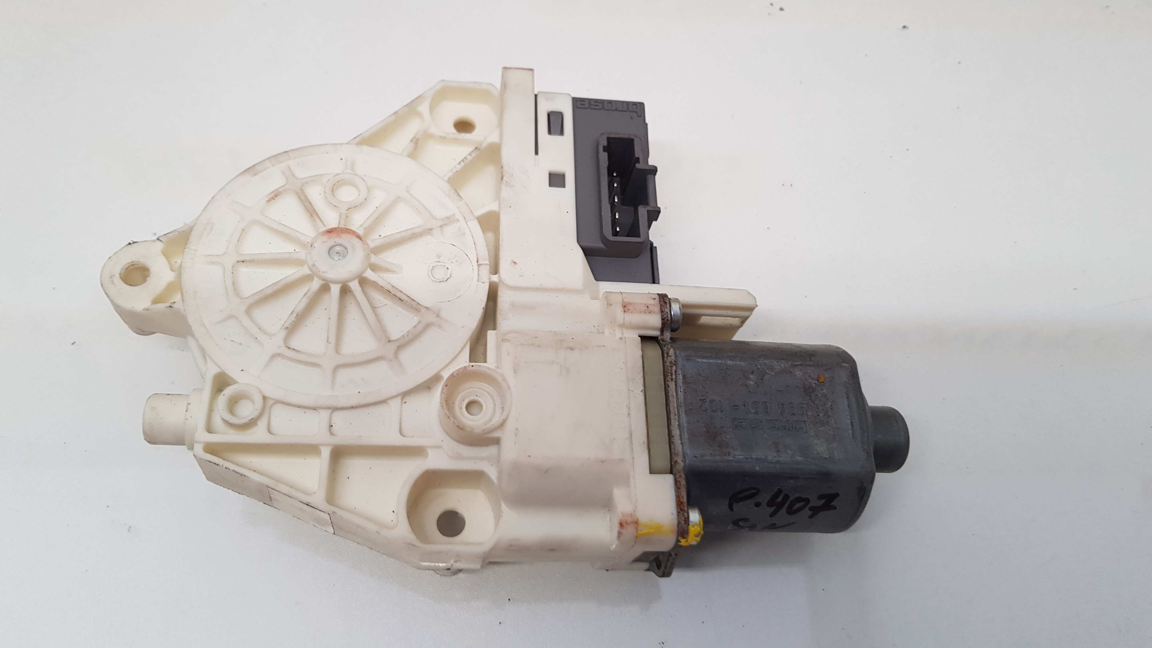 Motor Elevador Porta Tras Esq PEUGEOT 407 SW (6E_) | 04 - 11 Imagem-1 Motor Elevador Porta Tras Esq PEUGEOT 407 SW (6E_) | 04 - 11 Imagem-1
