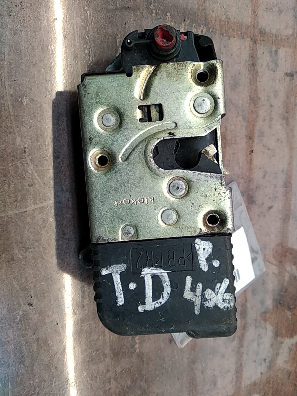 Rear right lock PEUGEOT 406 (8B) | 95 - 05