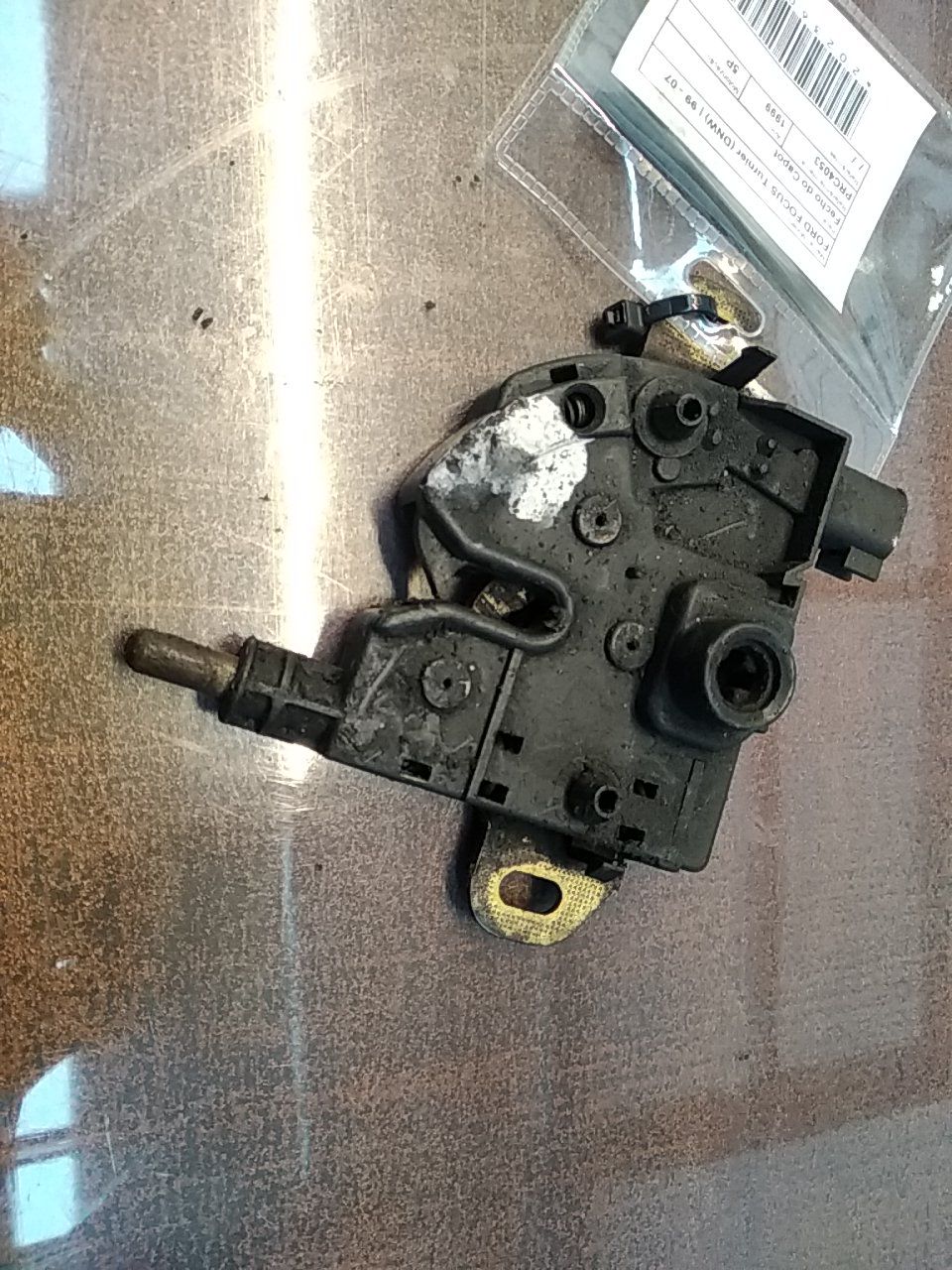 Fecho do Capot FORD FOCUS Turnier (DNW) | 99 - 07