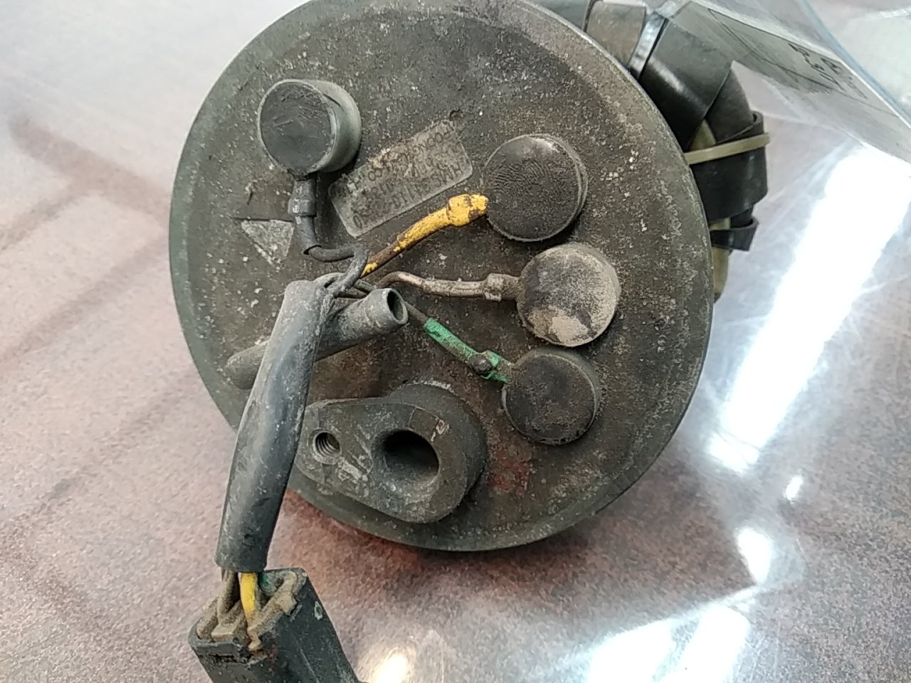 Pompe à carburant électrique HYUNDAI ACCENT I (X-3) | 94 - 02 Imagem-1