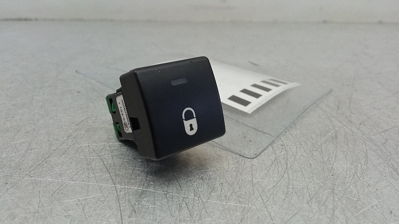 Door Lock Switch CITROEN BERLINGO / BERLINGO FIRST Veículo multiuso (MF, GJK, GFK) | 96 - 11