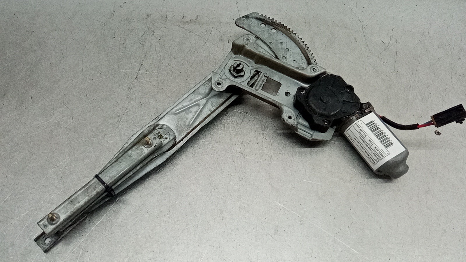 Lève-vitre avant droit électrique NISSAN MICRA II (K11) | 92 - 07