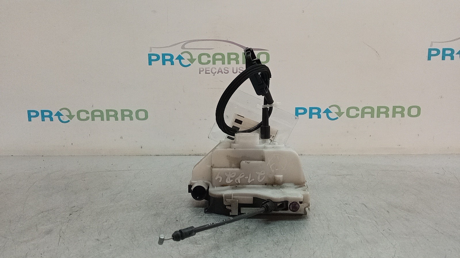 Fecho da Porta Frente Drt RENAULT LAGUNA II Grandtour (KG0/1_) | 01 - 07