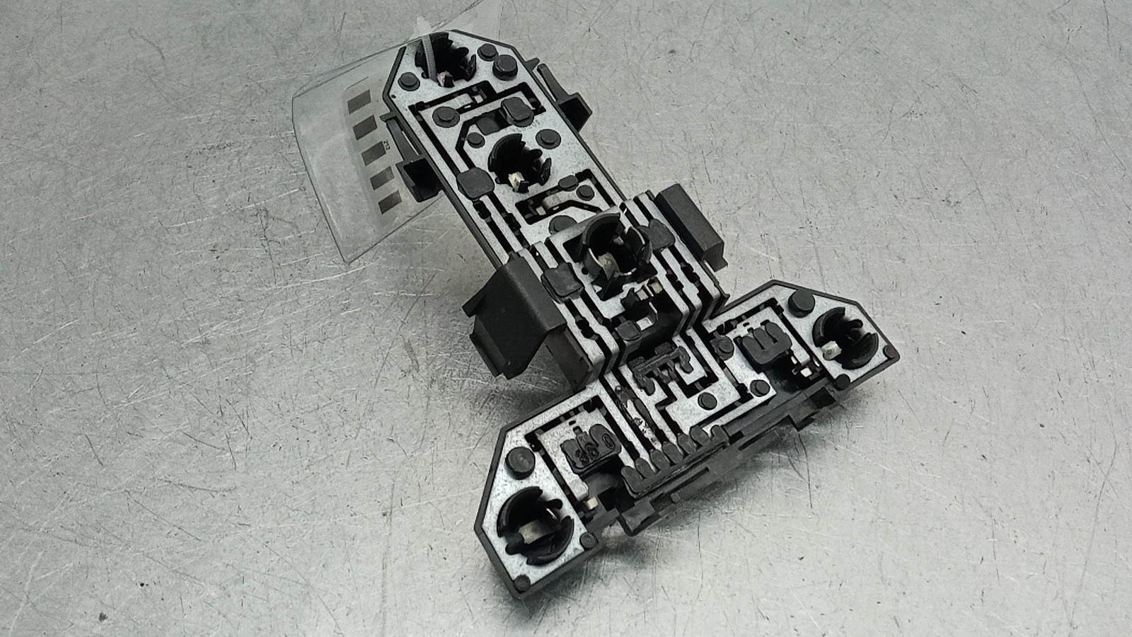 Suporte Lâmpadas Tras Esq VOLKSWAGEN GOLF IV (1J1) | 97 - 07