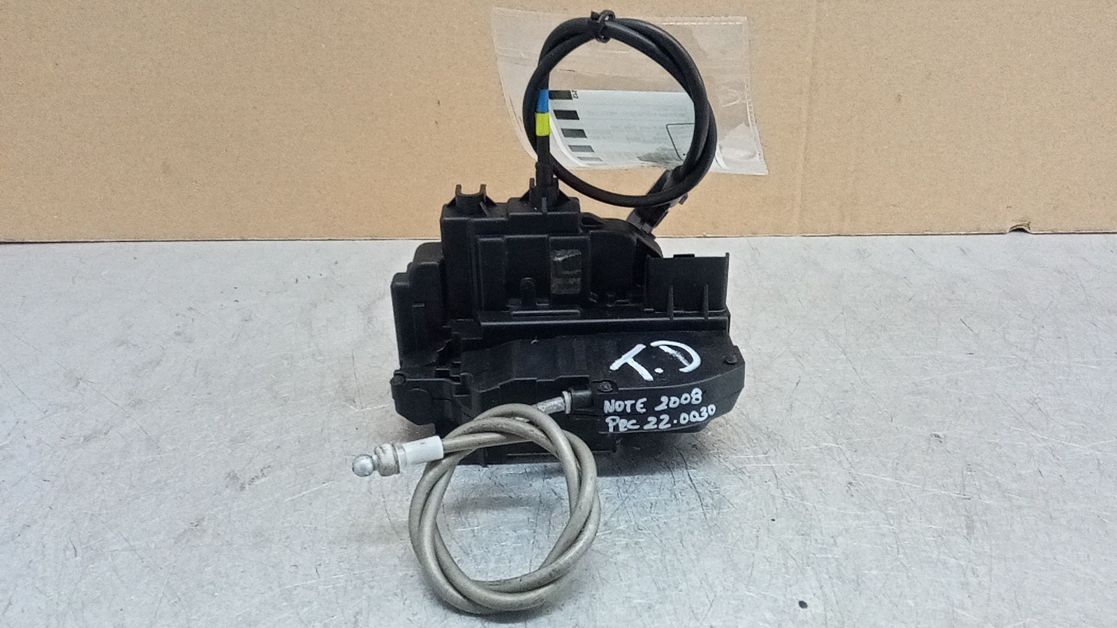 Rear right lock NISSAN NOTE (E11, NE11) | 05 - 13