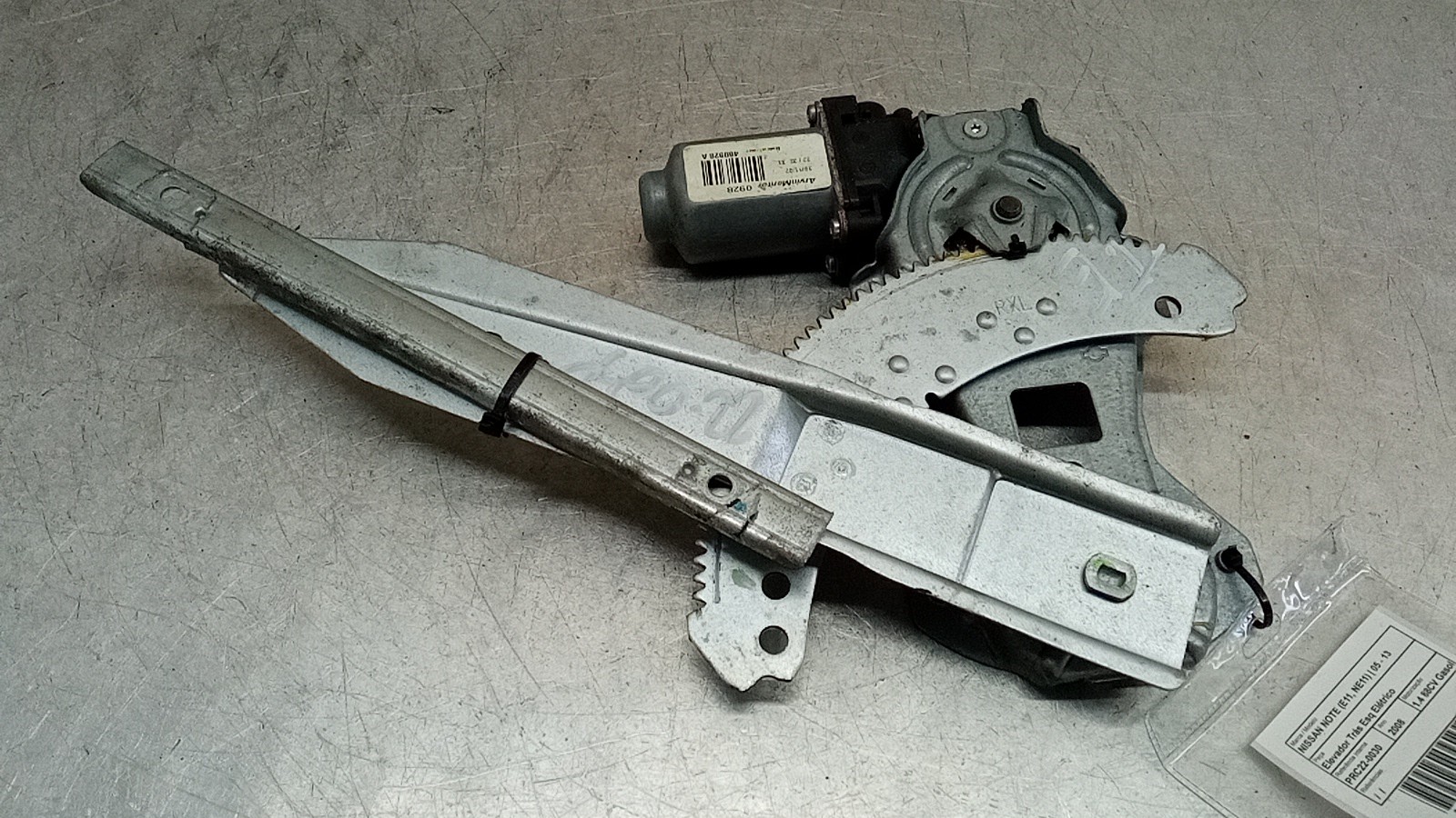 Rear left electric window mechanism NISSAN NOTE (E11, NE11) | 05 - 13 Imagem-1