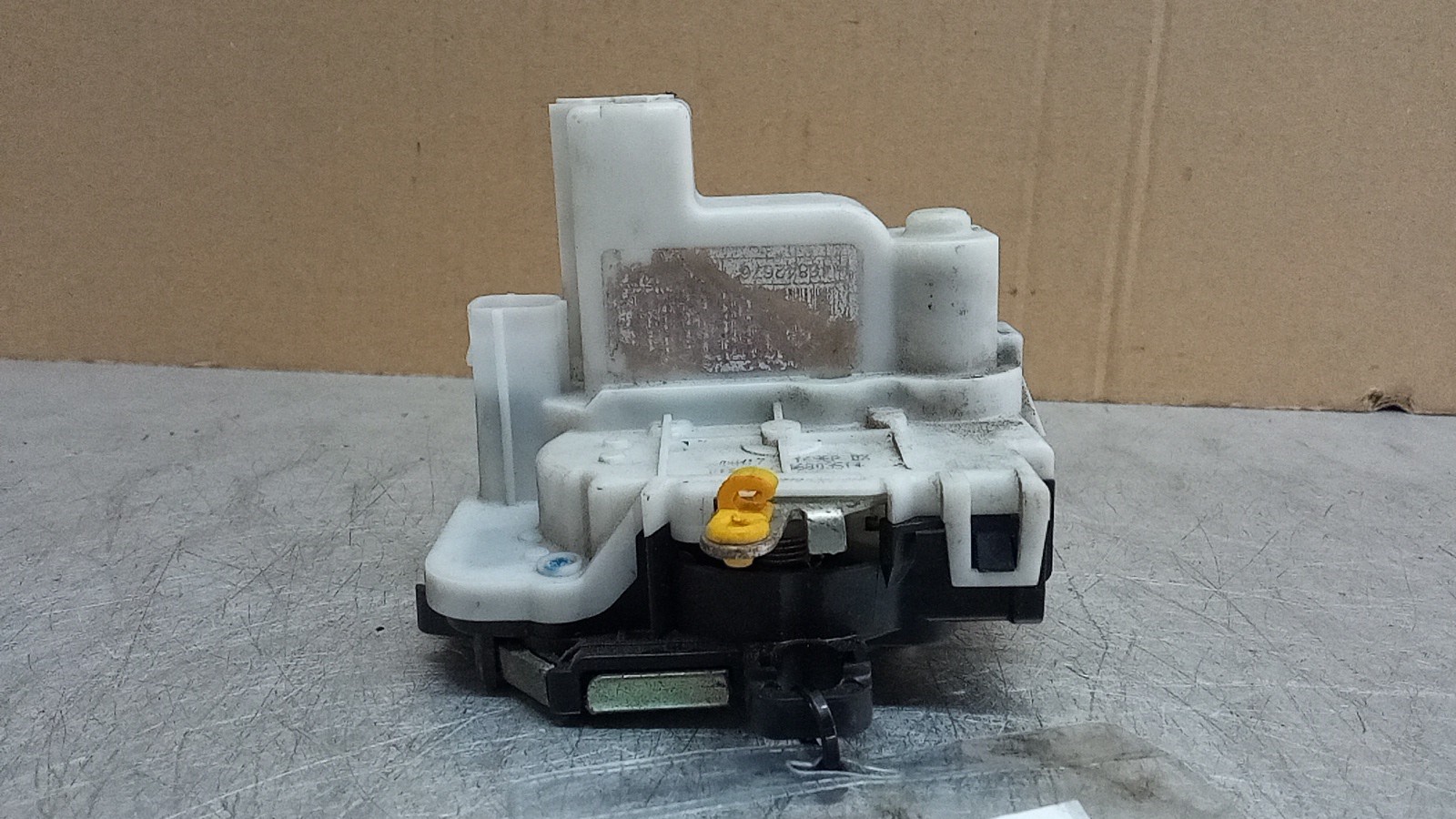Fecho da Porta Tras Drt FIAT PANDA (169_) | 03 - 