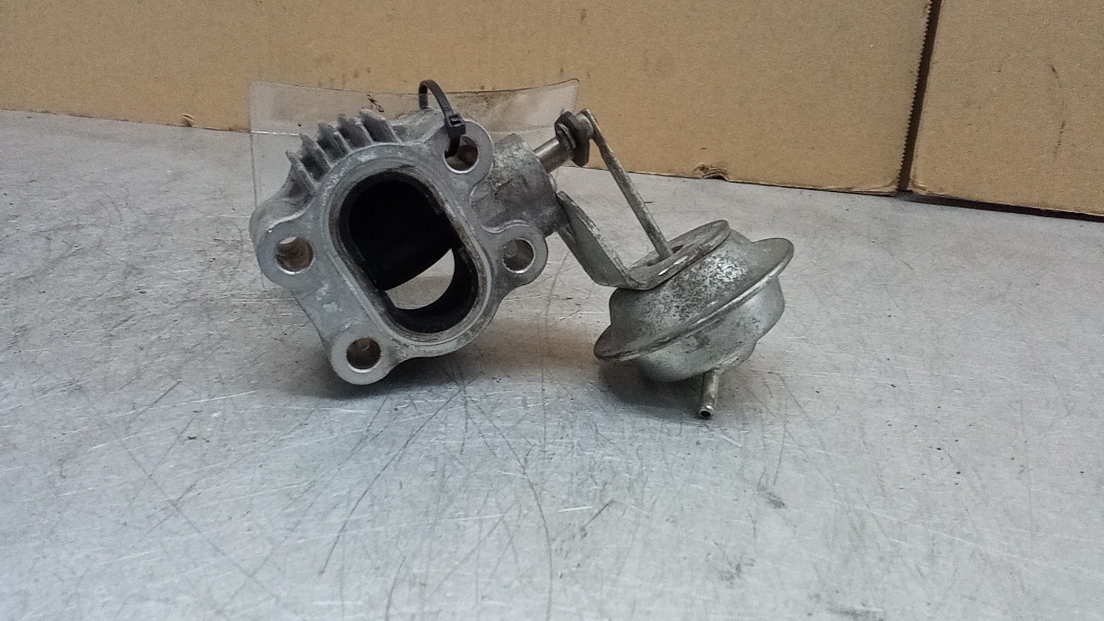 EGR Valve TOYOTA AVENSIS três volumes (_T27_) | 08 - 18 Imagem-0
