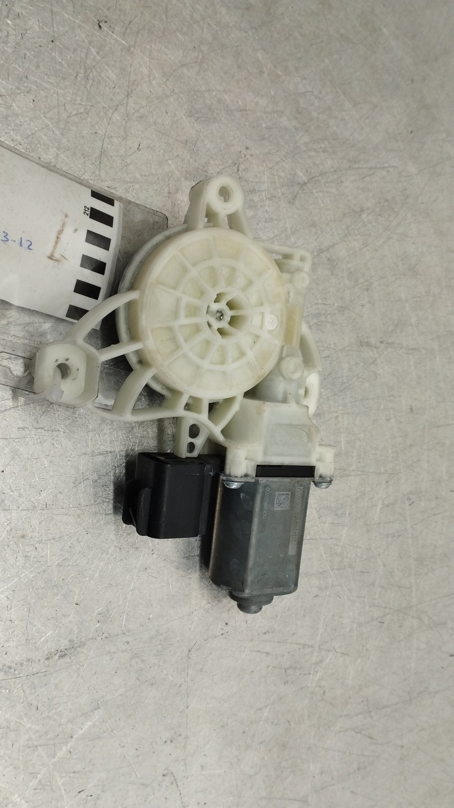 Moteur électrique de vitre avant gauche FORD FIESTA VII | 17 - 