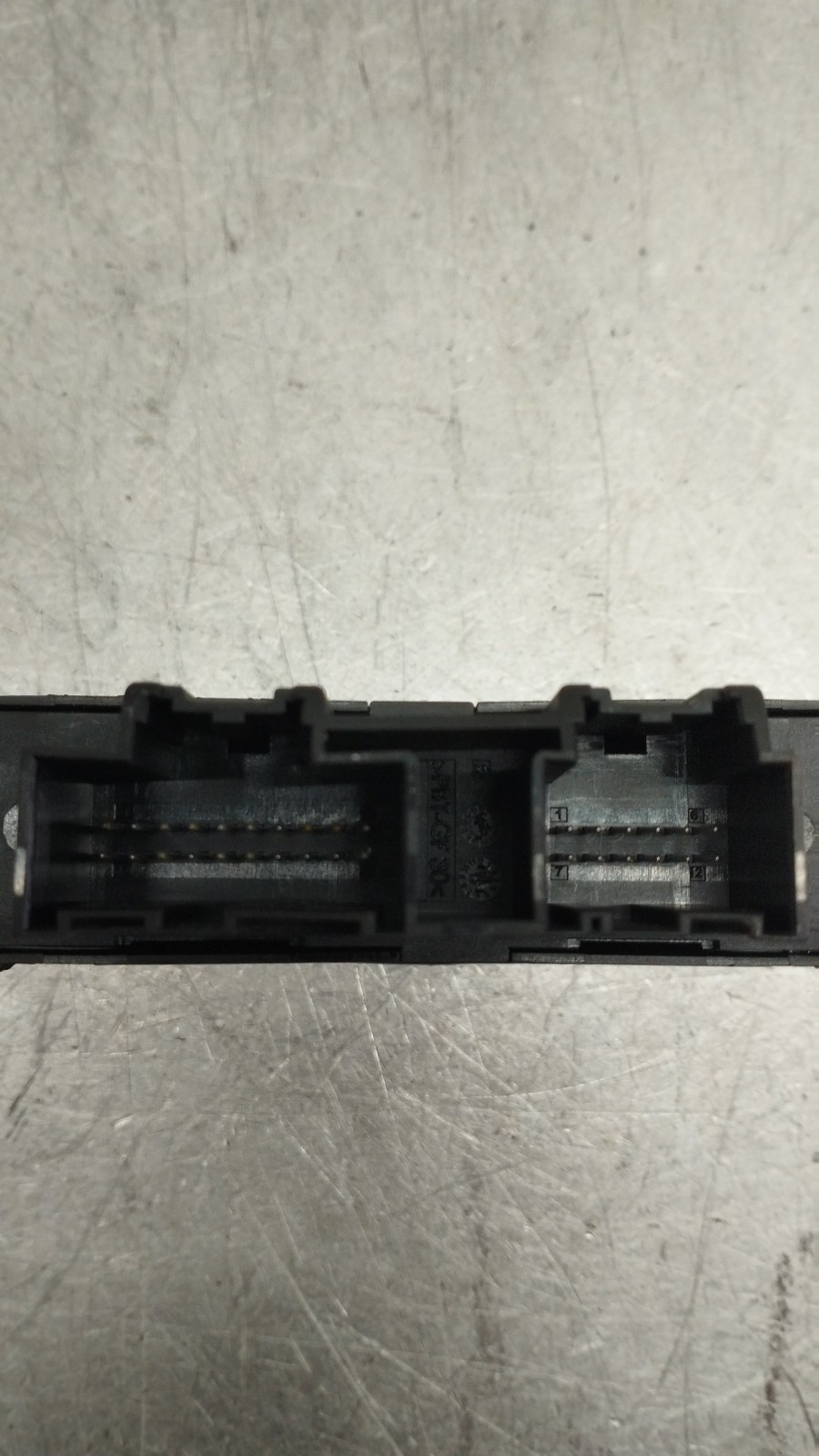 Module de capteur de stationnement FORD FIESTA VII | 17 -  Imagem-1