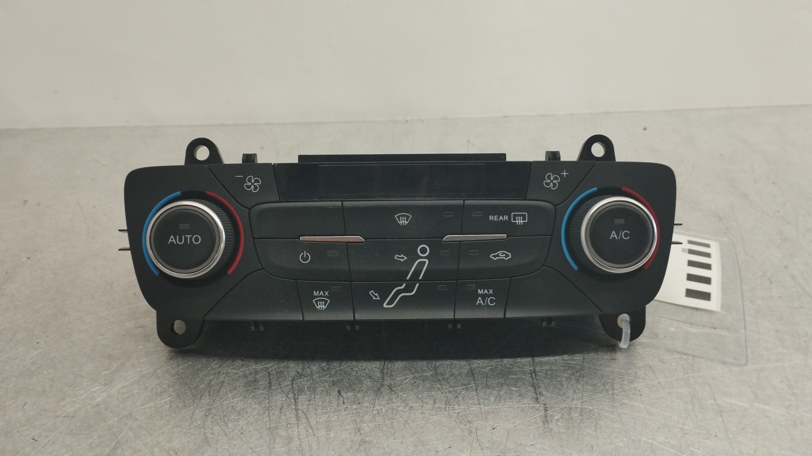Mando climatizador FORD FOCUS III | 10 - 