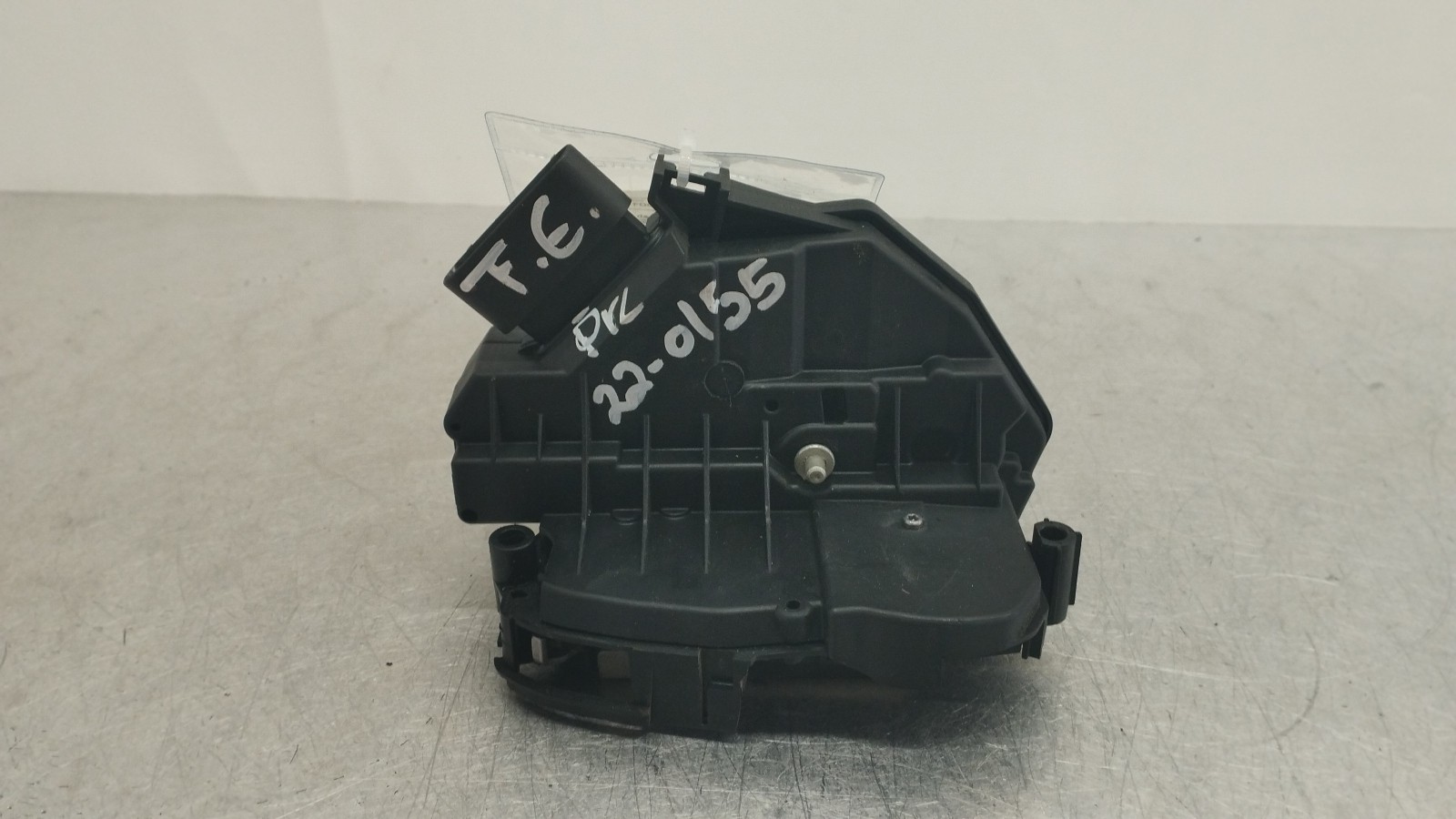 Cierre Puerta Delatera Izq. FORD FOCUS III | 10 - 