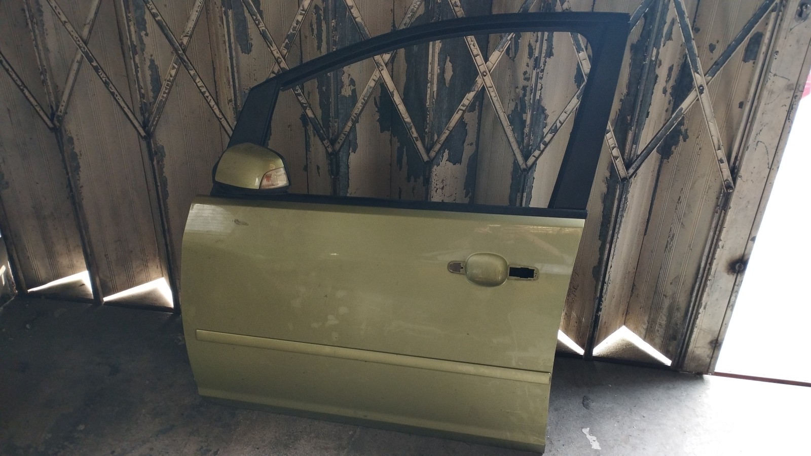 Porte avant gauche FORD C-MAX (DM2) | 07 - 10 Imagem-1