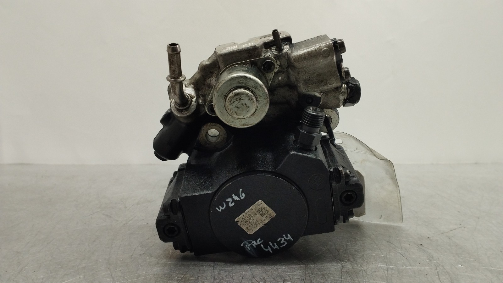 Injection pump / Common-Rail MERCEDES-BENZ B-CLASS (W246, W242) | 11 - 18 Imagem-2