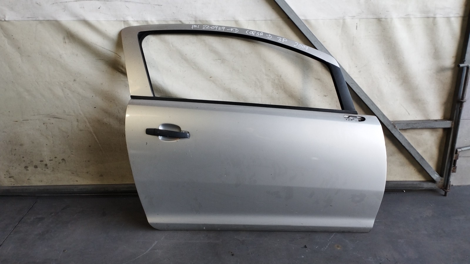 Porte avant droite OPEL CORSA D Van (S07) | 06 - 14