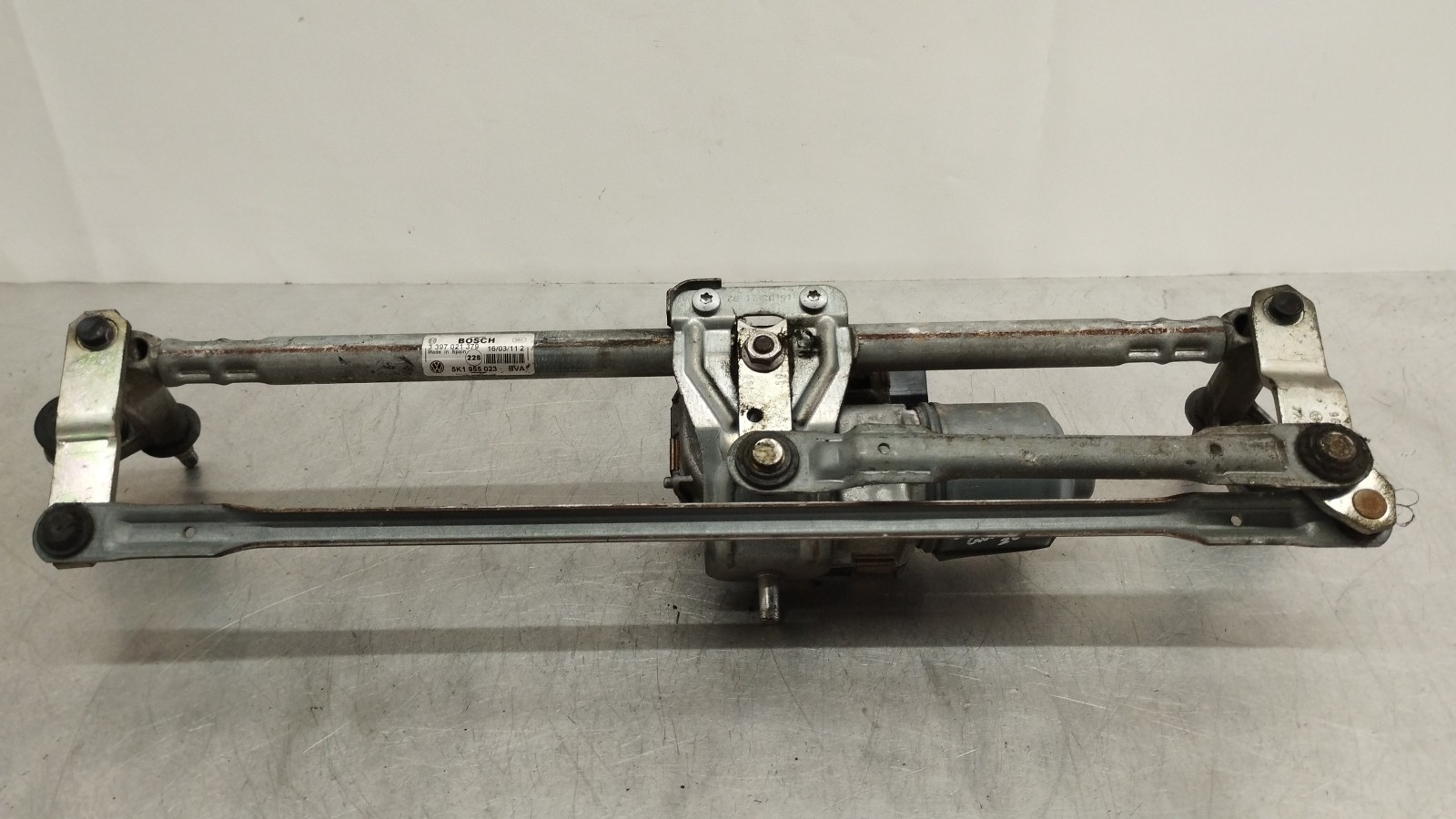 Motor Limpa Pára-brisas Central VOLKSWAGEN GOLF VI Van (5K1_) | 08 - 12
