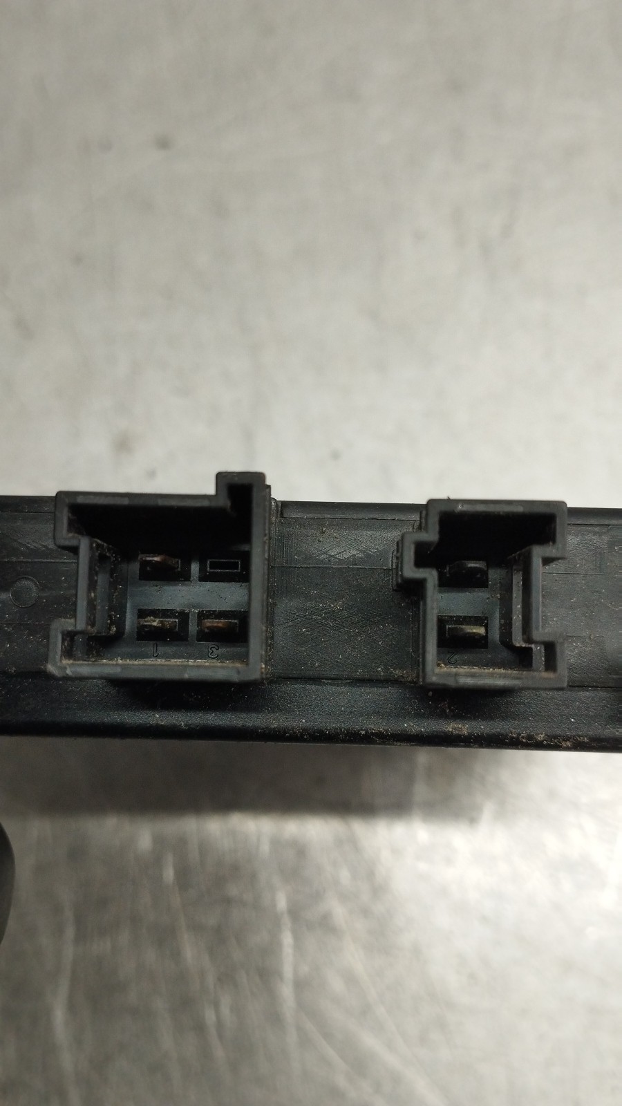 Left Seat Memory Module MERCEDES-BENZ CLS (C219) | 04 - 11 Imagem-3