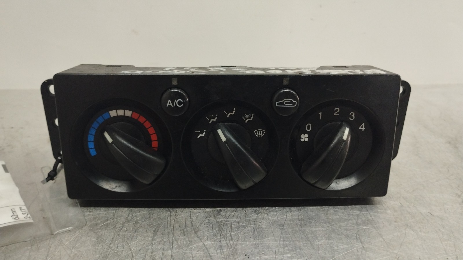 Commande Chauffage DAEWOO NUBIRA (J100) | 97 - 