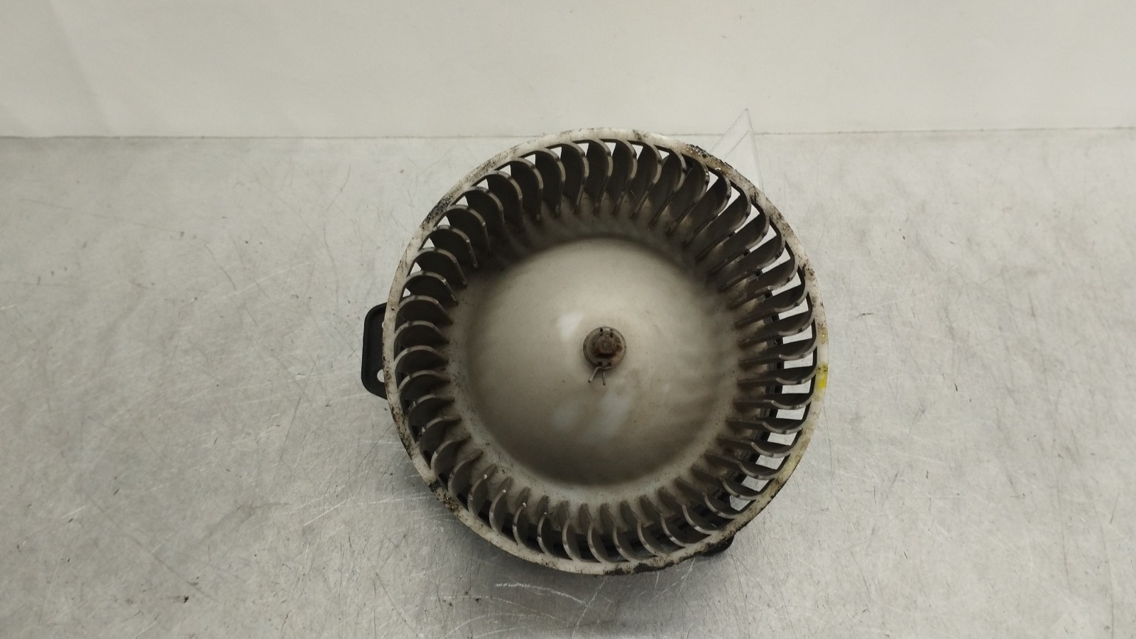 Moteur de chauffage  MAZDA 323 F VI (BJ) | 98 - 04