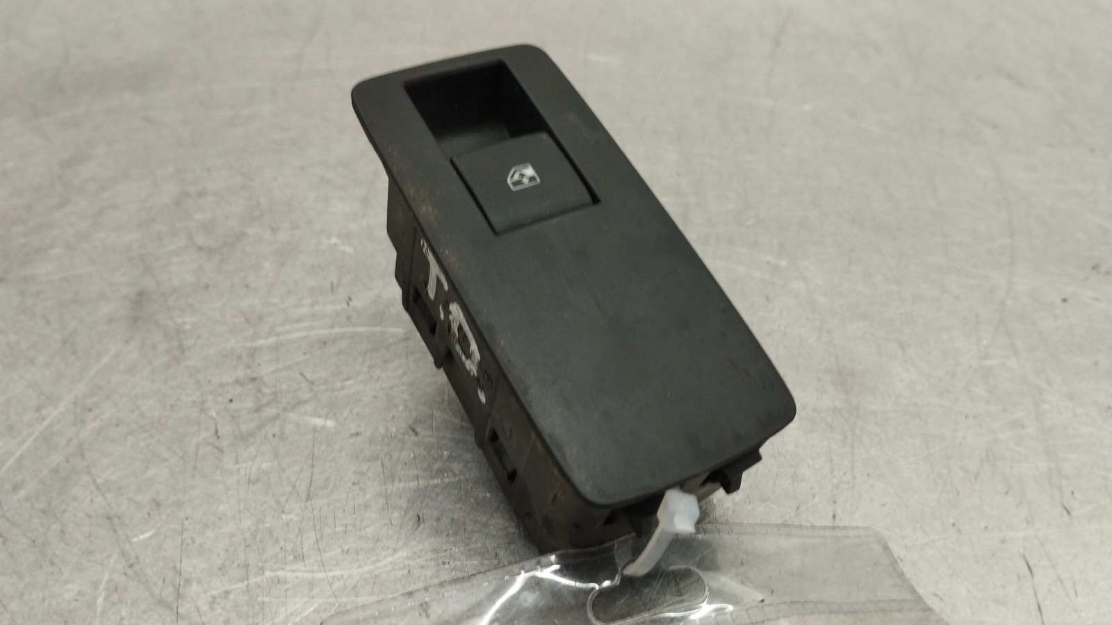 Mando elevalunas trasera derecho OPEL INSIGNIA A (G09) | 08 - 17