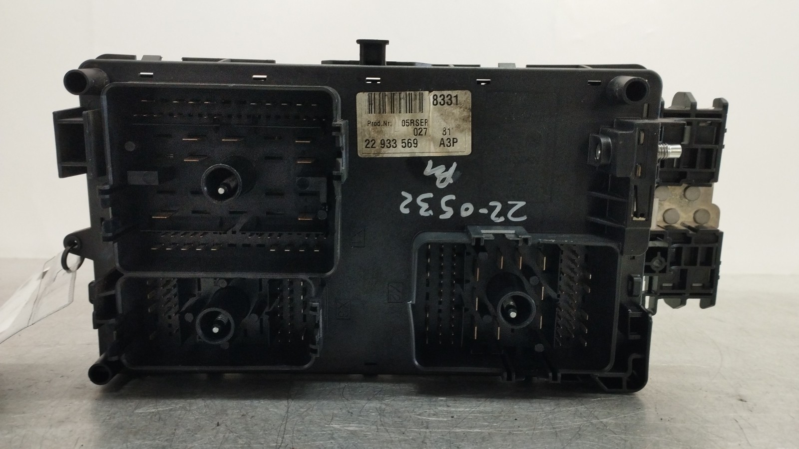 Caja reles / fusibles OPEL INSIGNIA A três volumes (G09) | 08 - 17 Imagem-0
