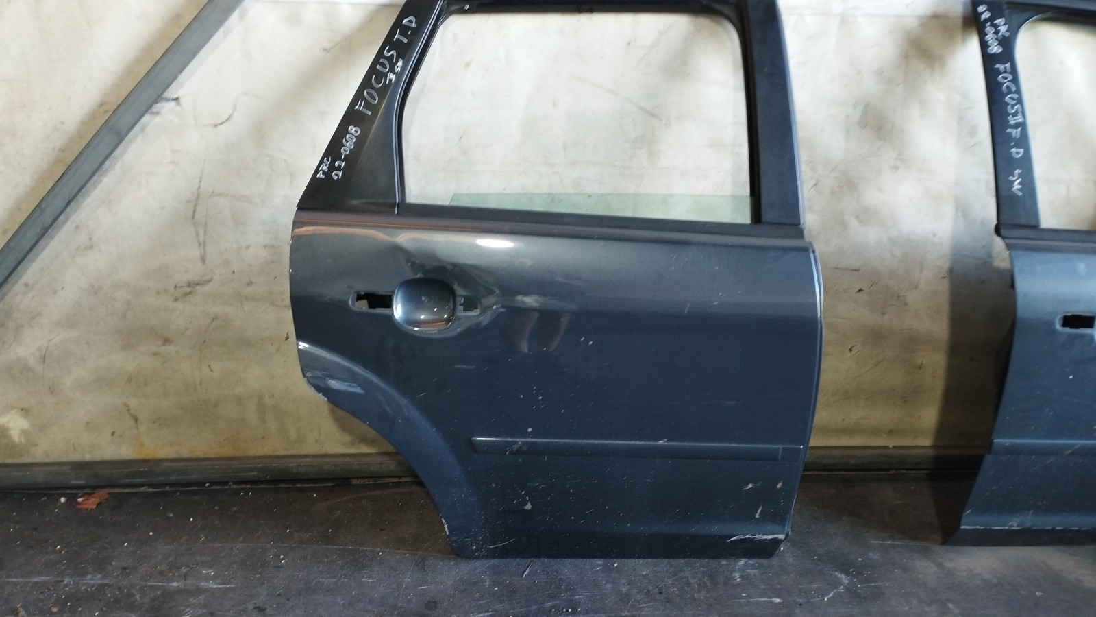 Porte arrière droite FORD FOCUS II Turnier (DA_, FFS, DS) | 04 - 12