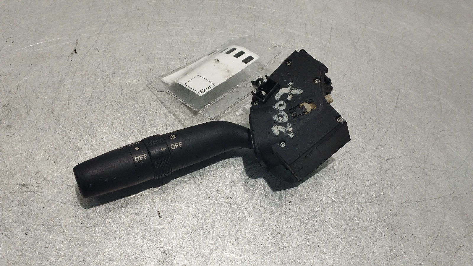 Commutateur de clignotant MAZDA 2 (DY) | 03 - 07