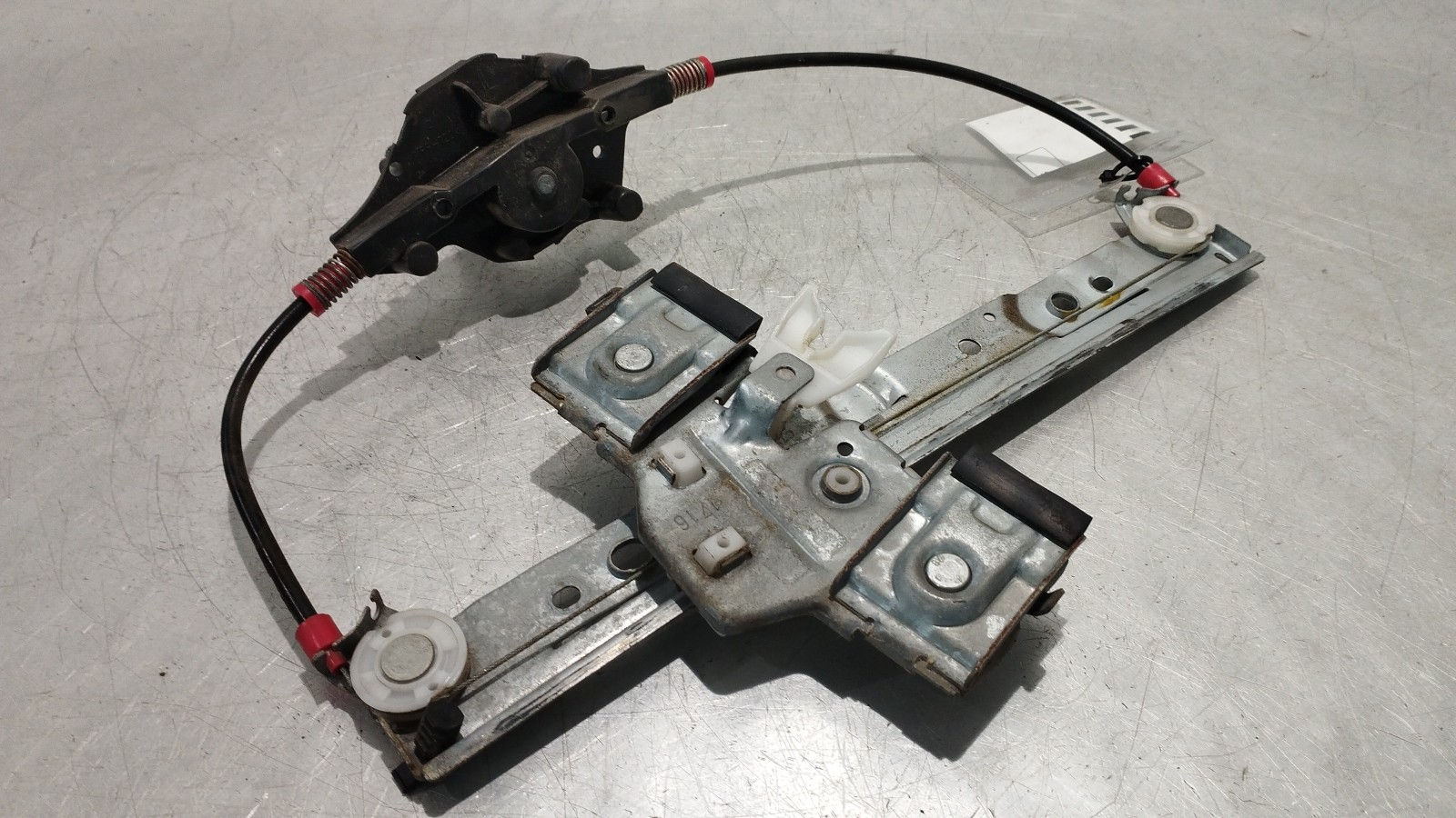 Lève-vitre arrière gauche manuel FORD FIESTA VI (CB1, CCN) | 08 -  Imagem-1