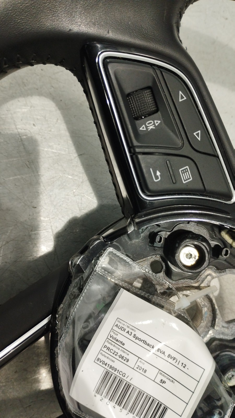 Volante AUDI A3 Sportback (8VA, 8VF) | 12 -  Imagem-2