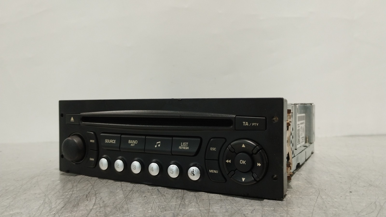 Auto Rádio (20465563).