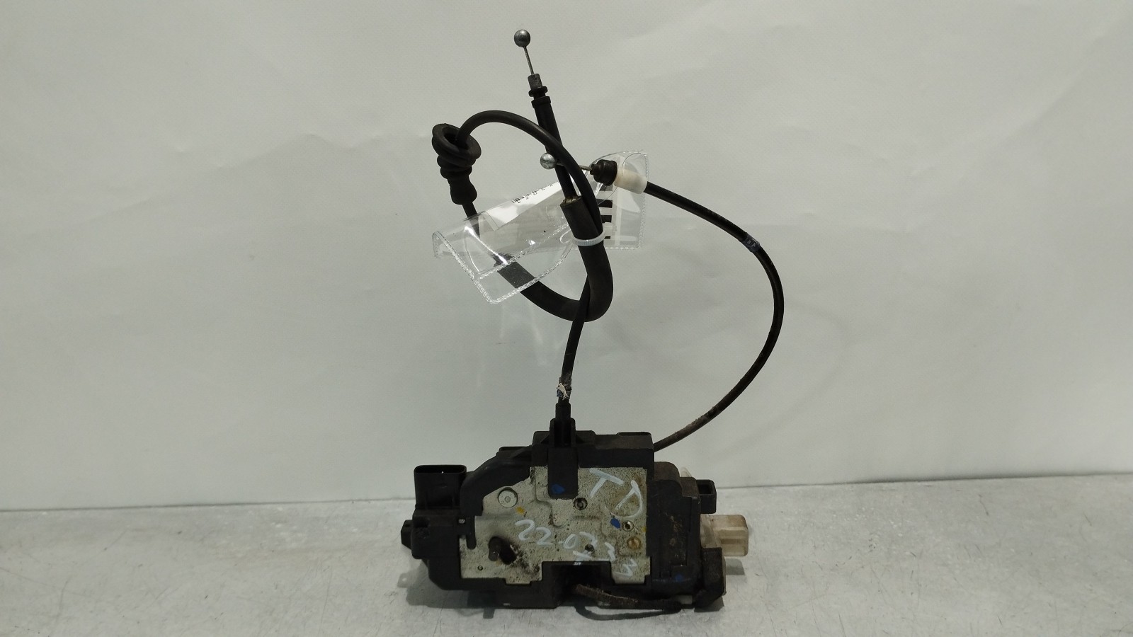 Serrure de porte arriere droite KIA CEED Hatchback (ED) | 06 - 12 Imagem-1