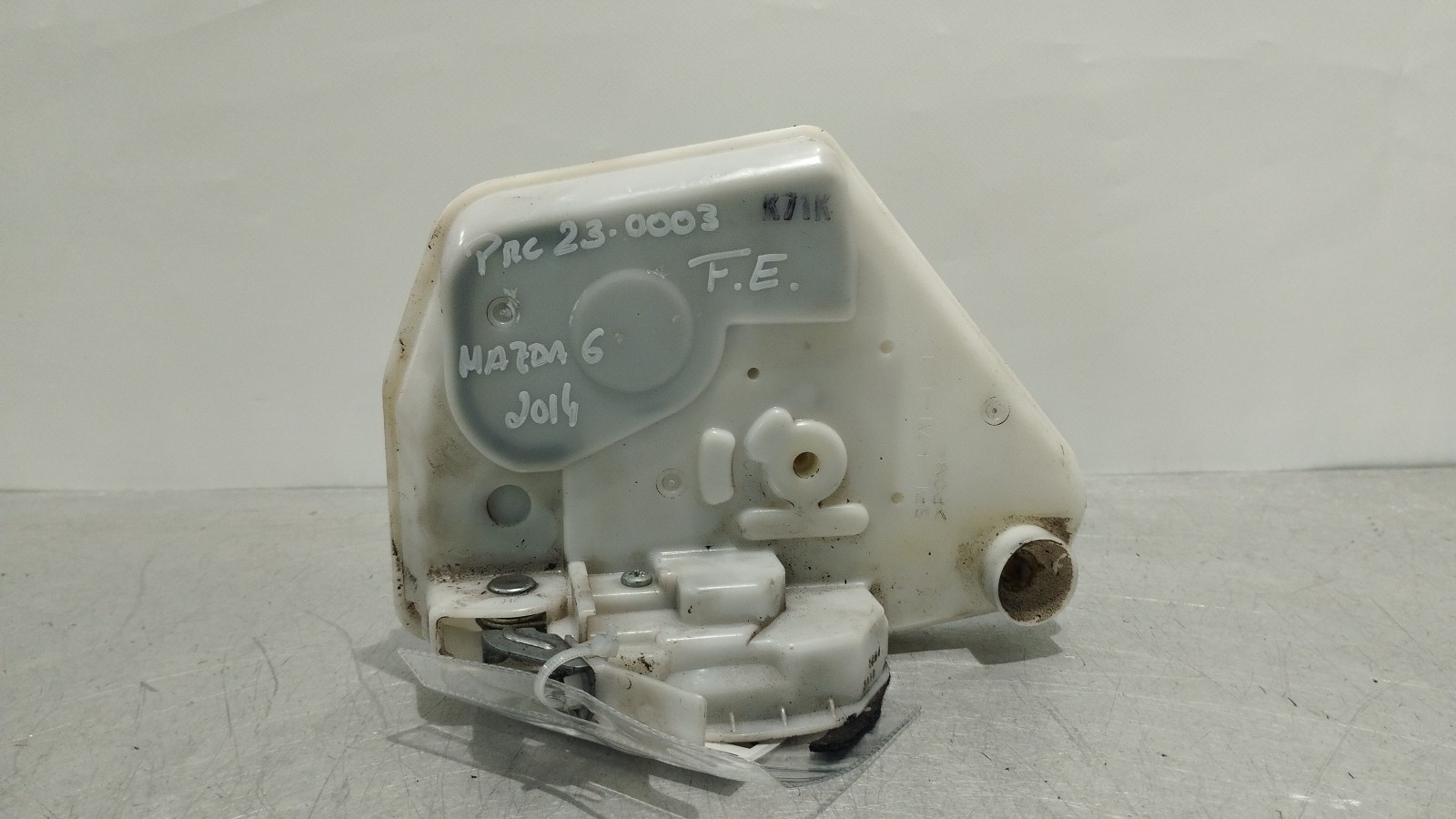 Serrure de porte avant gauche MAZDA 6 três volumes (GJ, GL) | 12 - 