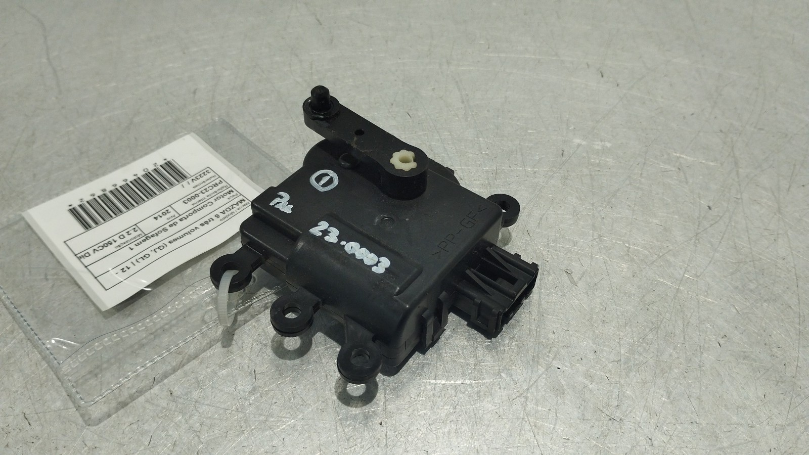 Moteur / Actionneur de volet de climatisation MAZDA 6 três volumes (GJ, GL) | 12 - 