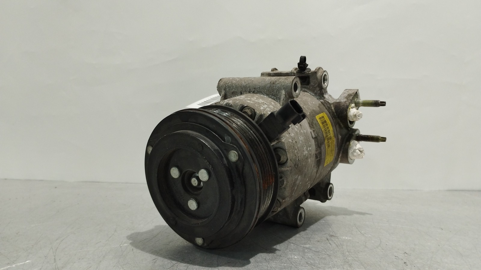 Compressor do Ar condicionado FORD FIESTA VI (CB1, CCN) | 08 - 