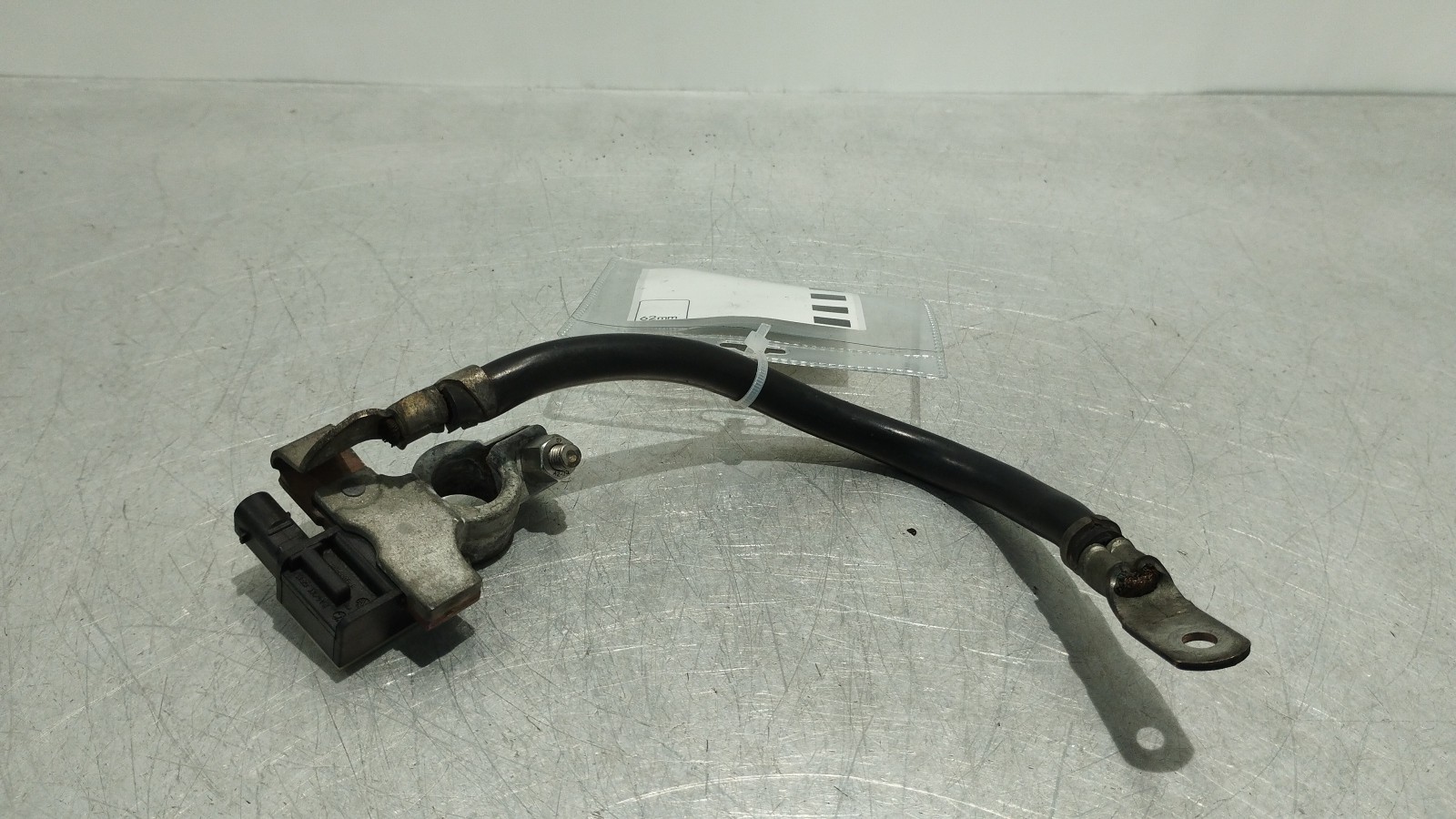 Borne négative de la batterie FORD FIESTA VI (CB1, CCN) | 08 - 