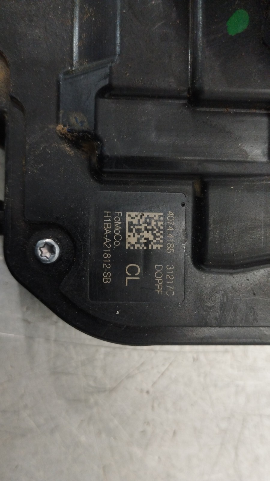 Serrure de porte avant droite FORD FIESTA VII | 17 -  Imagem-3