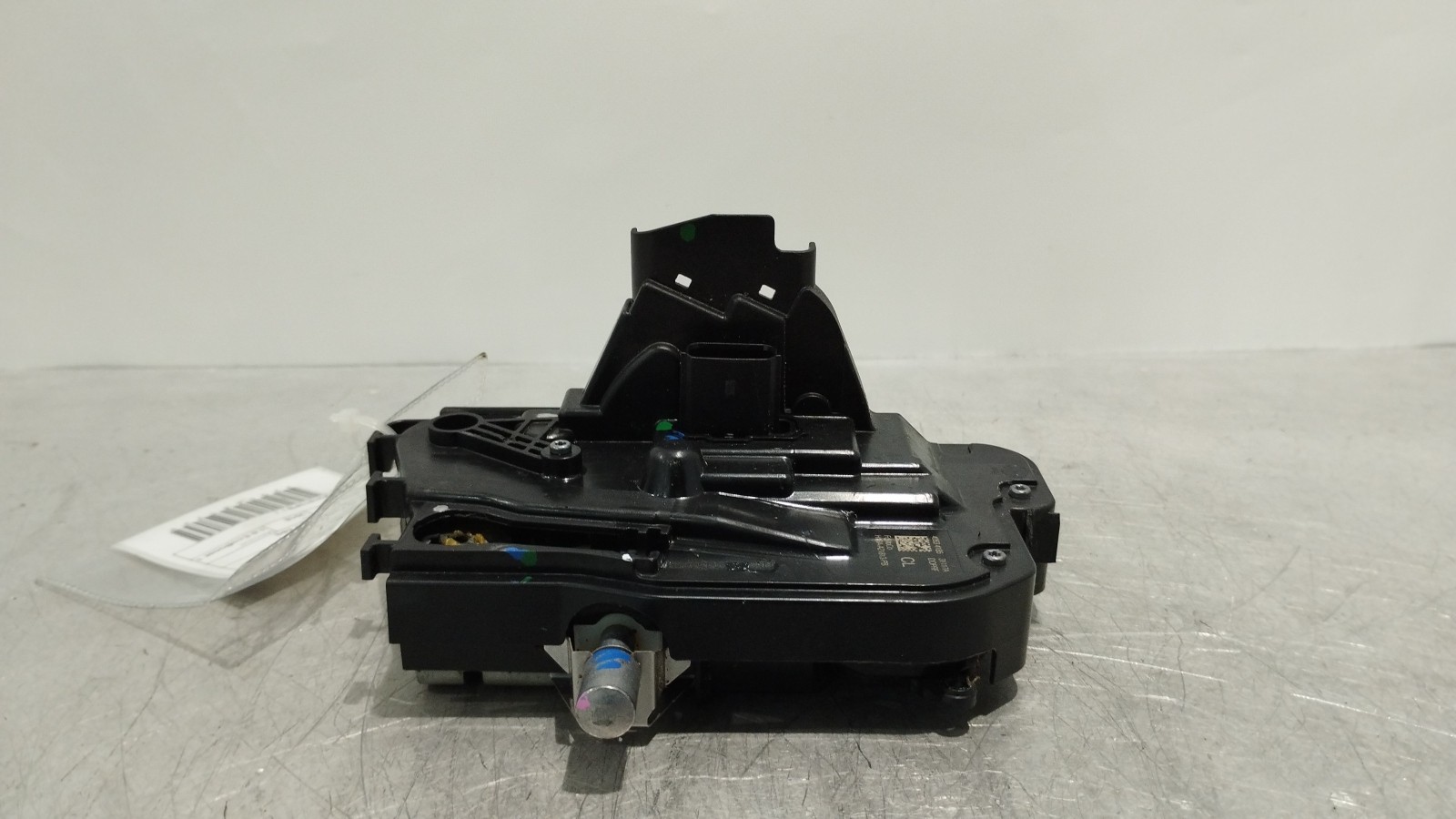 Serrure de porte avant gauche FORD FIESTA VII | 17 -  Imagem-0