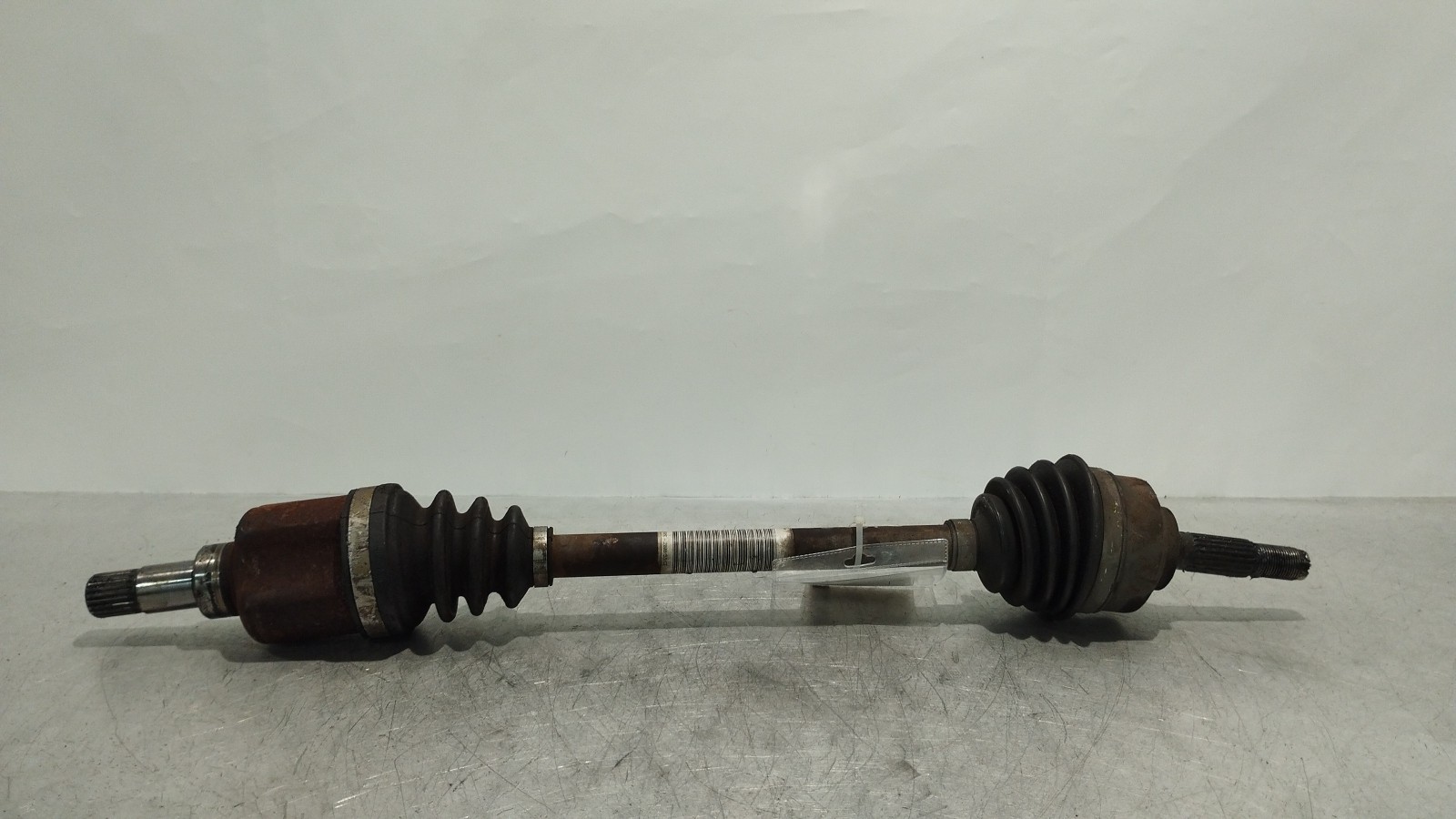 Arbre de transmission avant gauche PEUGEOT 208 I (CA_, CC_) | 12 -  Imagem-0