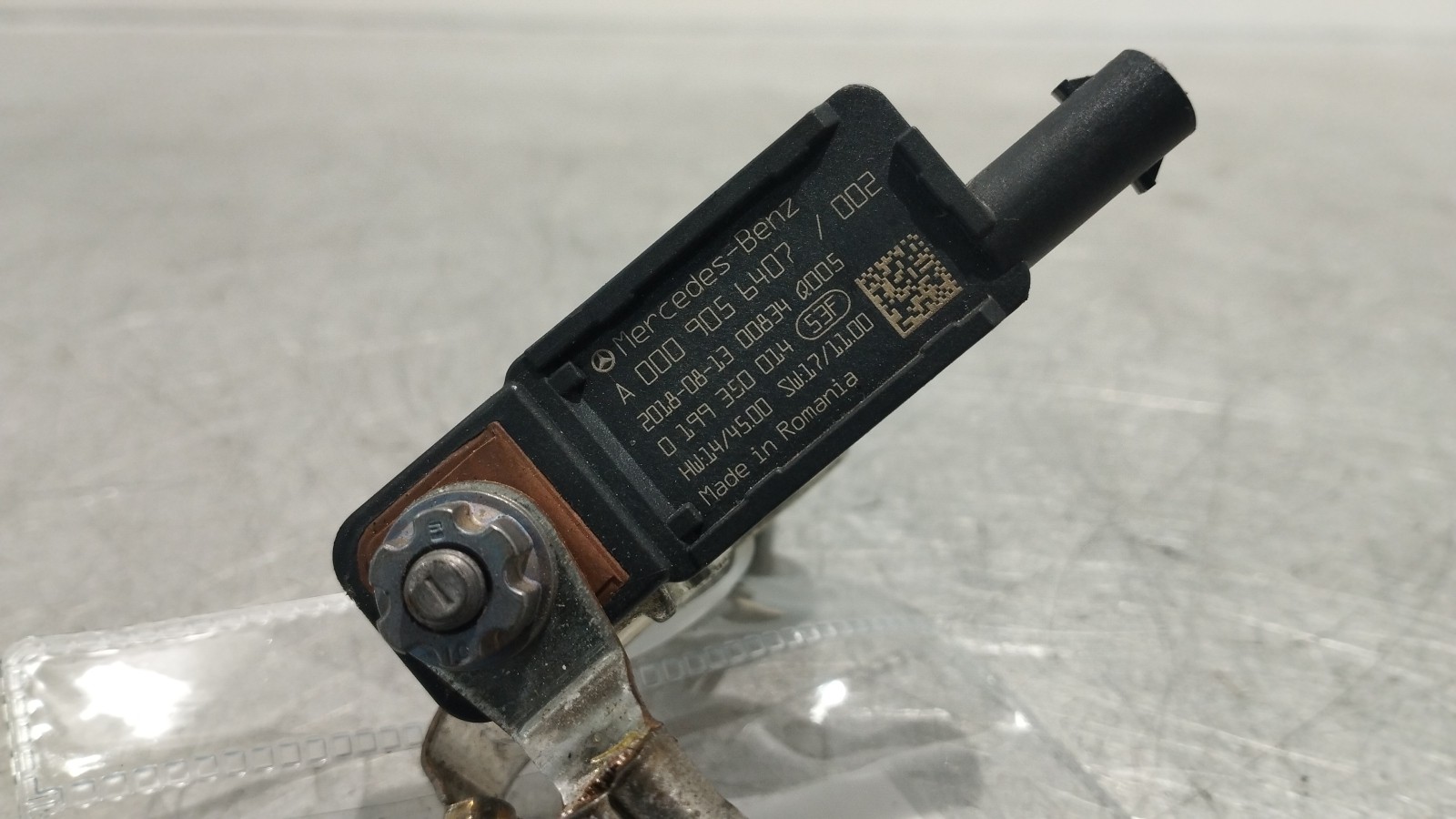 Borne négative de la batterie MERCEDES-BENZ C-CLASS (W205) | 13 -  Imagem-1