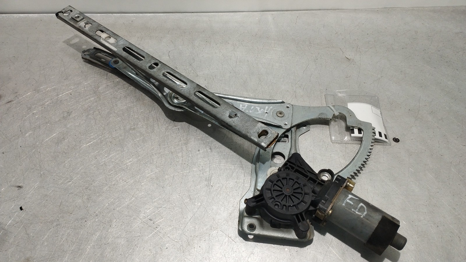 Lève-vitre avant droit électrique MERCEDES-BENZ SLK (R170) | 96 - 04