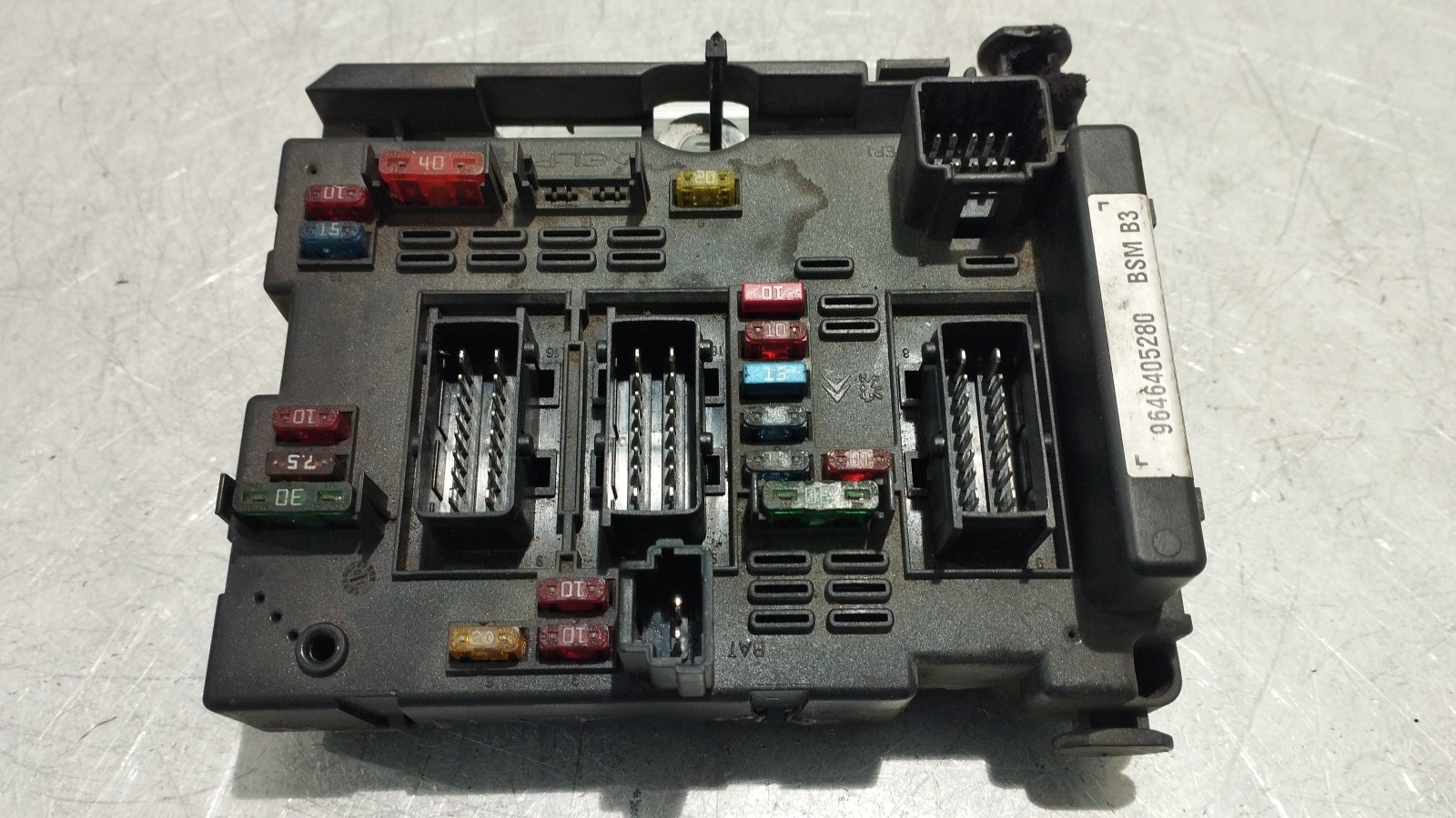 Fuse box PEUGEOT 206 Hatchback (2A/C) | 98 - 12