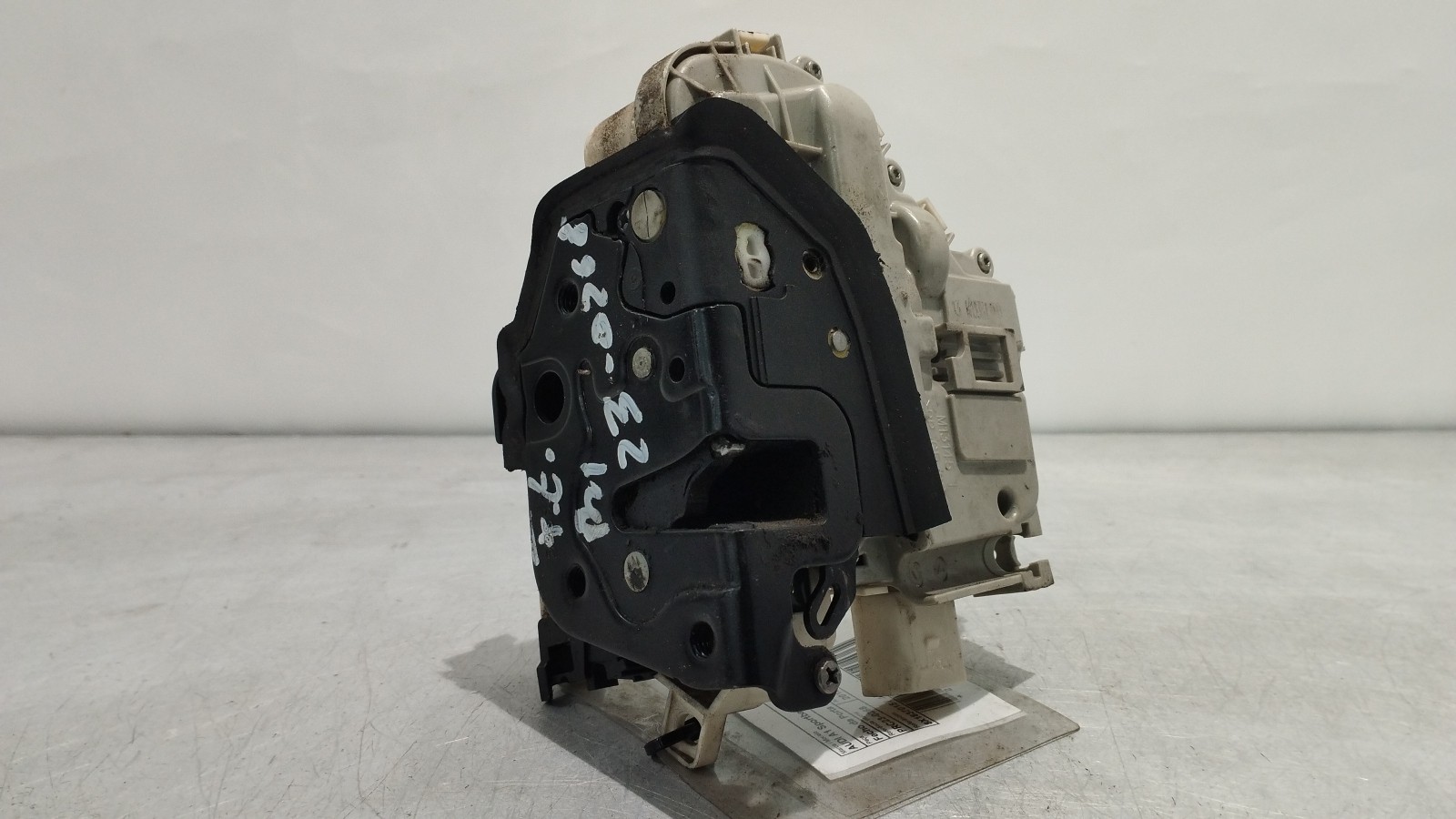 Serrure de porte avant gauche AUDI A1 Sportback (8XA, 8XF) | 11 - 18 Imagem-2