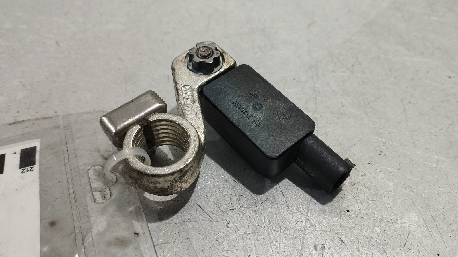 Borne négative de la batterie HONDA CR-V V (RW_, RT_) | 16 -  Imagem-2