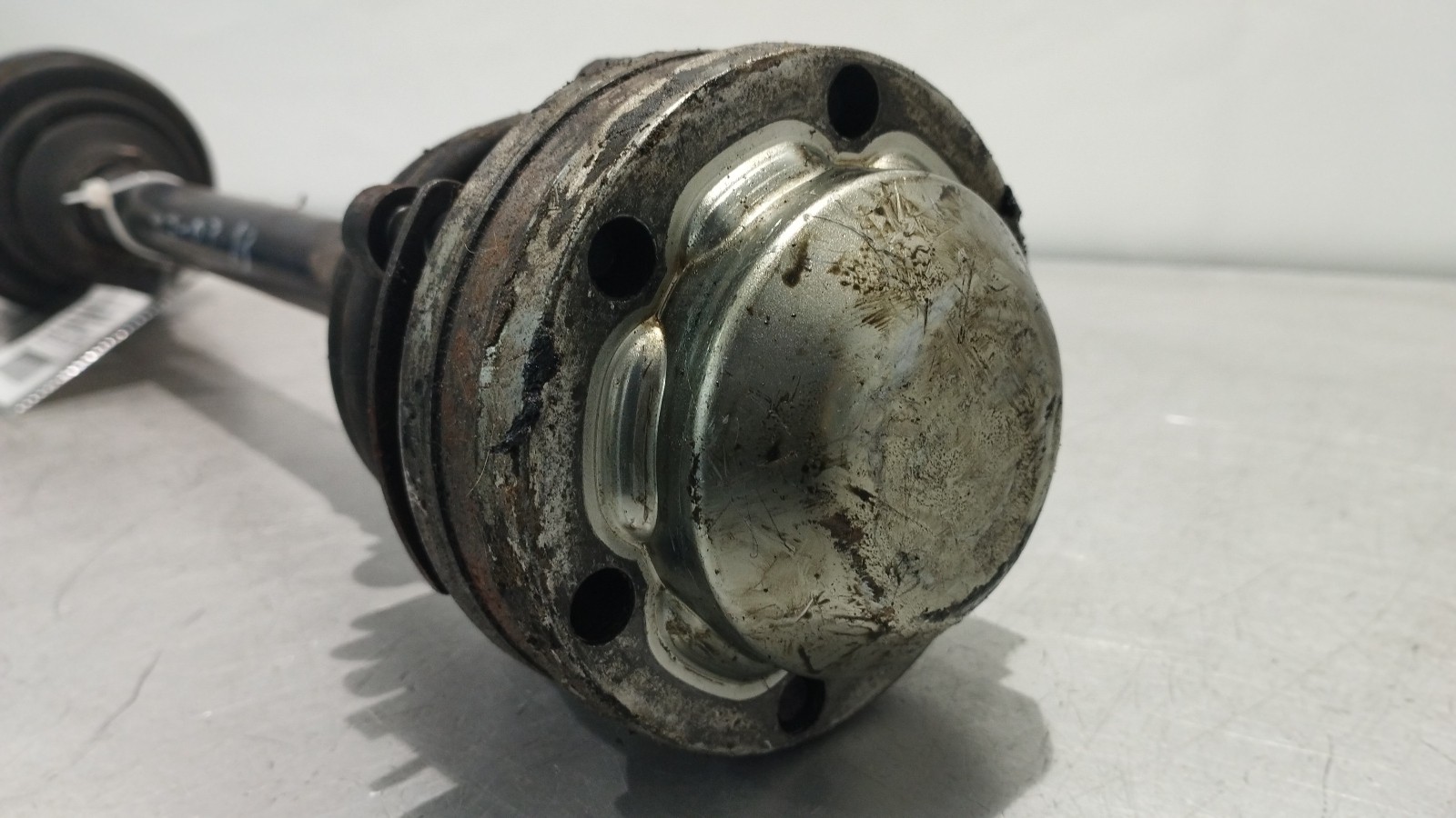 Arbre De Transmission Avant Gauche Compatible VW Multivan T5/T6, Transporter T5/T6, Caravelle T6 - Pièce Neuve ATEC