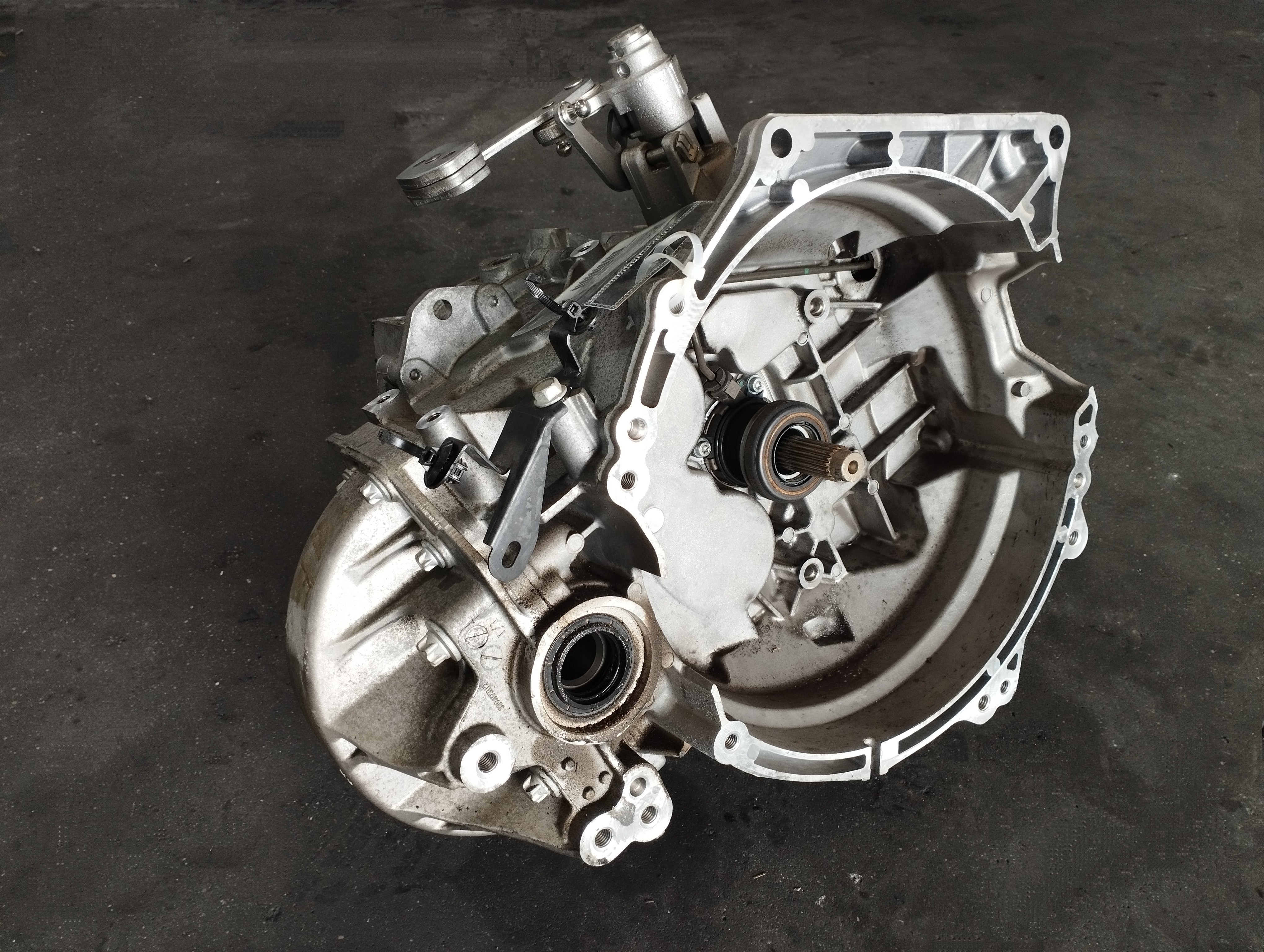 Manual gearbox OPEL INSIGNIA B Sports Tourer (Z18) | 17 - 